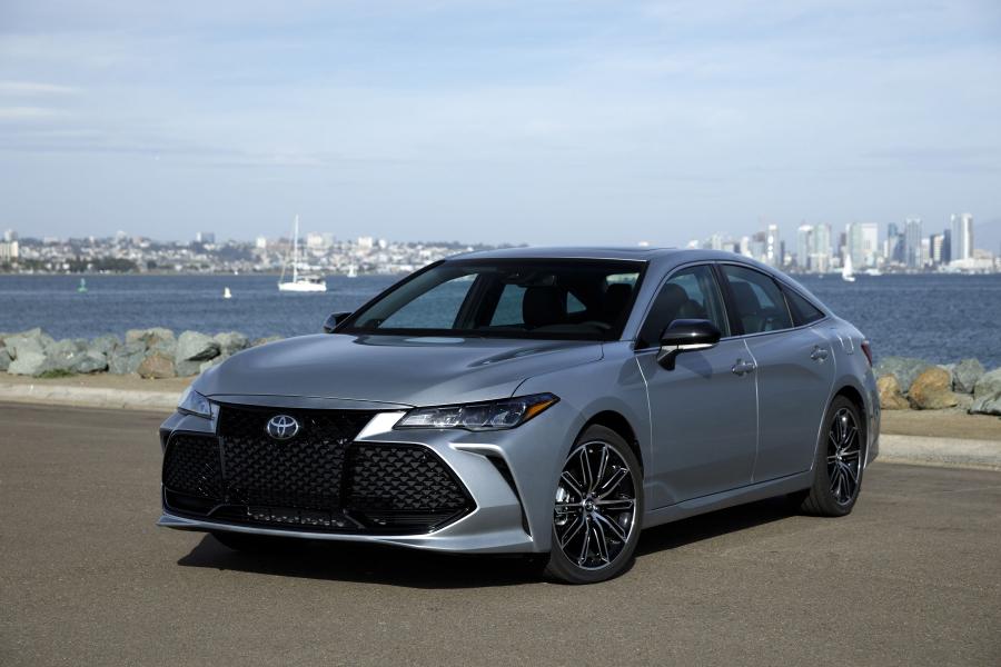  Toyota Avalon XSE 2018 года  (фото 21 из 28)